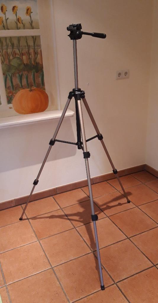 Aluminium Velbon type CX 560 statief met opberghoes, Audio, Tv en Foto, Fotografie | Statieven en Balhoofden, Zo goed als nieuw