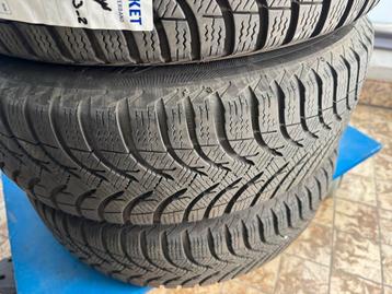 Winterbanden op velg michelin 2 x185-60-15 en 2 165-60-15 beschikbaar voor biedingen