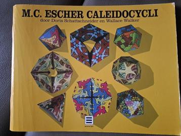 Escher boek - 3D figuren maken beschikbaar voor biedingen