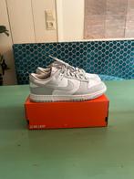 Nike dunk low grey fog maat 42, Kleding | Heren, Schoenen, Ophalen of Verzenden, Nieuw, Overige kleuren