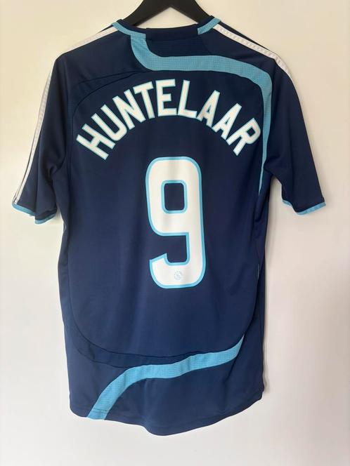Ajax uit shirt klaas-jan huntelaar maat S/M, Verzamelen, Sportartikelen en Voetbal, Zo goed als nieuw, Shirt, Ajax, Ophalen of Verzenden