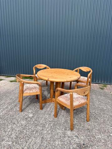 Vintage eettafel 4 stoelen uitschuifbaar rond ovaal setprijs beschikbaar voor biedingen