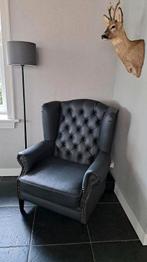 Grijze kunstleder fauteuils gecapitonneerd zgan, Ophalen, Zo goed als nieuw, Landelijk