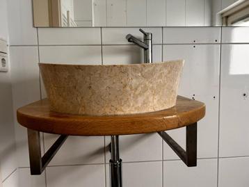 Natuurstenen Waskom met Houten Onderstel beschikbaar voor biedingen