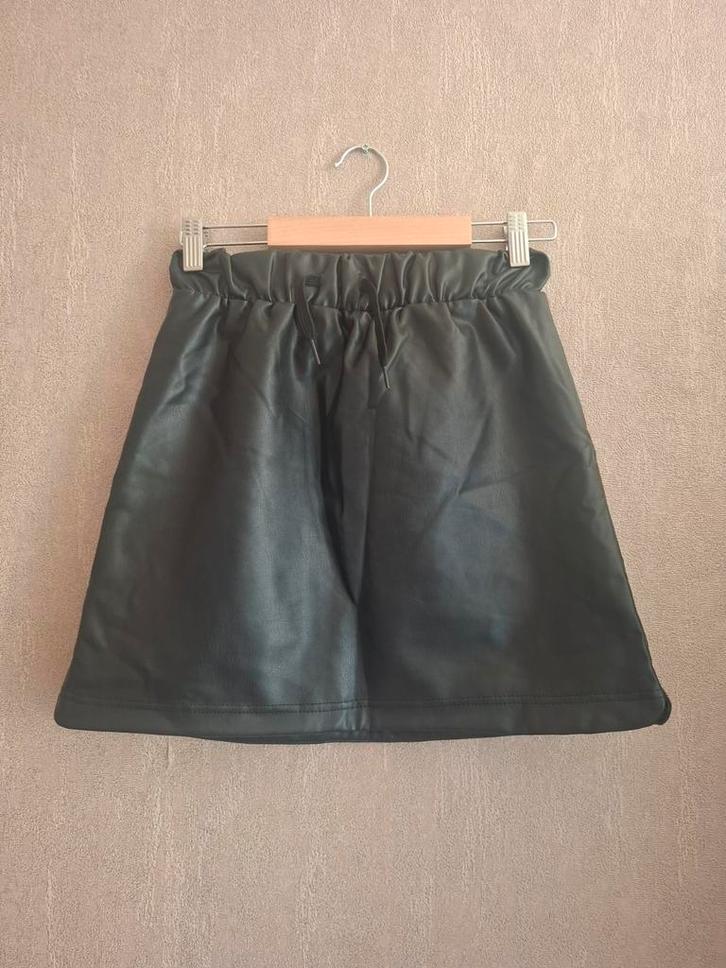 Mooie rok van de Zeeman - Maat 158/164, Kinderen en Baby's, Kinderkleding | Maat 158, Zo goed als nieuw, Meisje, Jurk of Rok, Ophalen of Verzenden