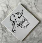 Mosa tegel wandbordje Moeder en kind vintage jaren 60, Ophalen of Verzenden, Huis en Inrichting