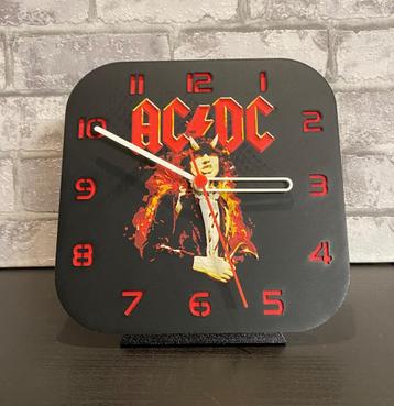 3D geprinte AC-DC klok beschikbaar voor biedingen