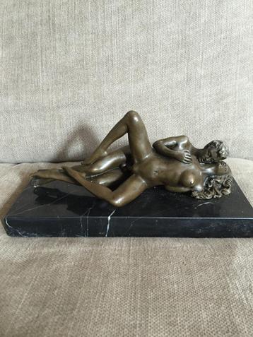 Bronzen erotisch beeld stelletje Patoue/stempel zuiver brons beschikbaar voor biedingen