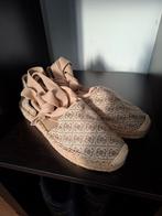Mooie Zomerschoenen Espadrilles Beige maat 41, Kleding | Dames, Schoenen, Guess, Beige, Ophalen of Verzenden, Zo goed als nieuw