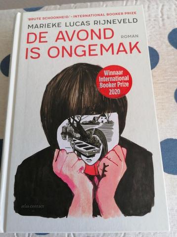 Marieke Lucas Rijneveld - De avond is ongemak beschikbaar voor biedingen