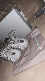 Balenciaga tracks, Overige kleuren, Ophalen of Verzenden, Sneakers of Gympen, Gedragen
