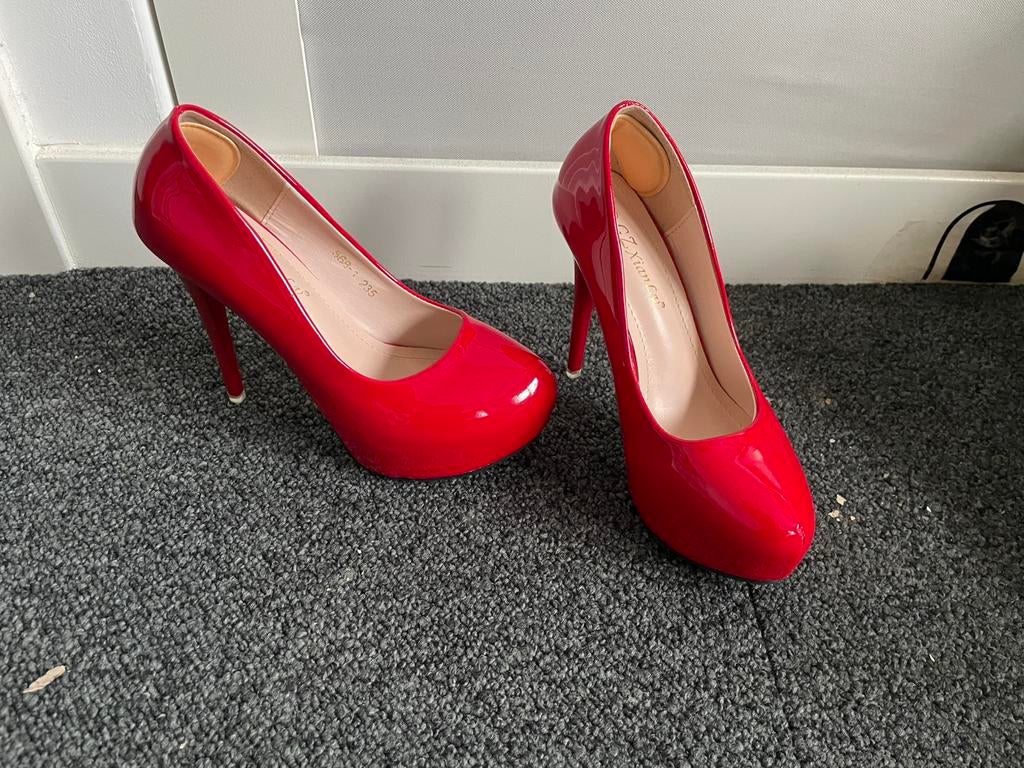 Hoge hakken, high heels, pumps, stiletto, Kleding | Dames, Schoenen, Verzenden, Zo goed als nieuw, Schoenen met hoge hakken, Rood