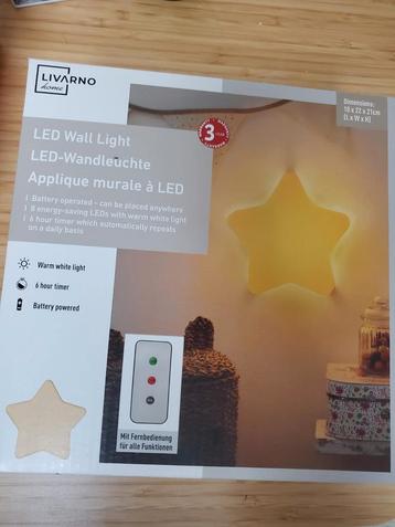 LED wall light, star shaped
