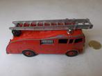 1953 Dinky Toys 555 FIRE ENGINE (-D-), Ophalen of Verzenden, Gebruikt, Bus of Vrachtwagen, Dinky Toys