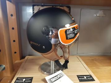 Beon design helm luxe M brommer scooter helm scooterhelm M beschikbaar voor biedingen