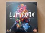 Lumicora bordspel White Goblin Games *ACTIEPRIJS €37,95*, Nieuw, Ophalen of Verzenden, Whitegoblingames, Whitegoblingames.nl