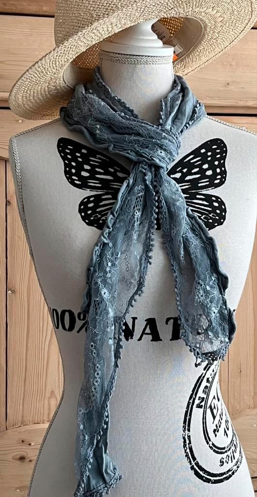 7 stuks shawls, diverse kleuren en stoffen, als set samen, Kleding | Dames, Mutsen, Sjaals en Handschoenen, Zo goed als nieuw