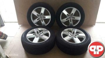19 Inch VW Touareg 7P Velgen Met Banden 7P6601025AE beschikbaar voor biedingen