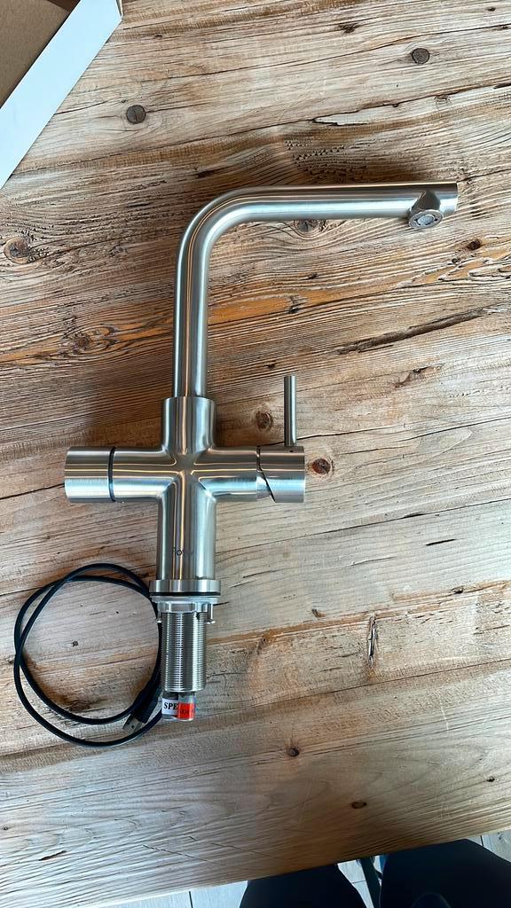 Floww kokend water kraan rvs - nieuw - 7, Huis en Inrichting, Keuken | Keukenelementen, Zo goed als nieuw, Minder dan 100 cm, Minder dan 50 cm