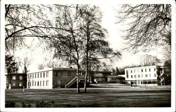Enschot  Opleidings internaat voor  kraamverzorgsters st1970 beschikbaar voor biedingen