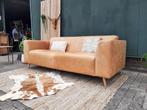 Stoere leren bank – Mountain Alp 2,5-zits lichte camel kleur, BlijeSpullen.nl, Tweepersoons, 75 tot 100 cm, Stoer, strak en stijlvol