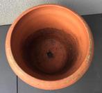 Grote oude Italiaanse terracotta pot bloempot, Tuin en Terras, Bloempotten, 25 tot 40 cm, Gebruikt, Rond, Minder dan 40 cm
