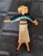 Blonde dame vrouw voor in poppenhuis vintage Lundby, Verzamelen, Ophalen of Verzenden, Zo goed als nieuw, Poppenhuis