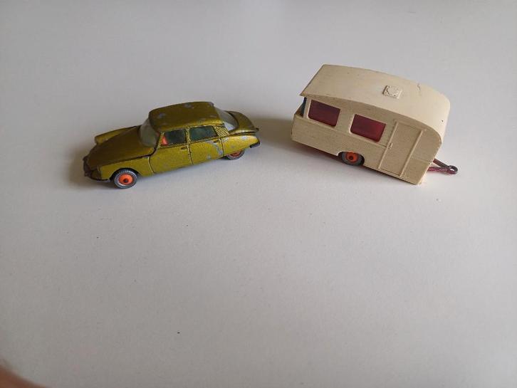 Majorette Citroën ds 21 nr13 met caravan stenckeman, Hobby en Vrije tijd, Modelauto's | 1:87, Gebruikt, Auto, Majorette, Ophalen of Verzenden