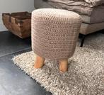Gehaakte overtrek om krukje of poef, Ophalen of Verzenden, Zo goed als nieuw, Rond, Minder dan 50 cm