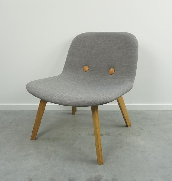 Erik Jørgensen Eyes stoel, design stoel , lichtgrijs, Huis en Inrichting, Fauteuils, Gebruikt, Hout, Stof, 50 tot 75 cm, Minder dan 75 cm