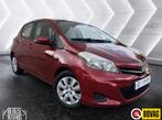 Toyota Yaris 1.3 VVT-i Aspiration Aut. Airco Cruise Camera N, Euro 5, Stof, Gebruikt, Zwart