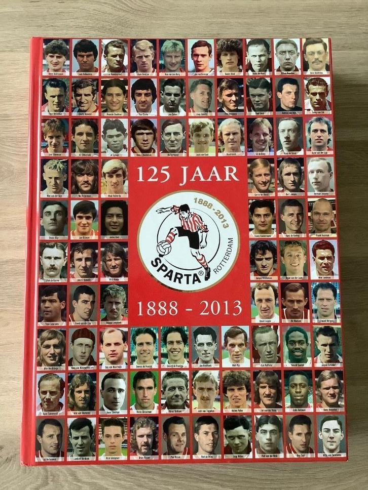 125 jaar Sparta officieel jubileumboek, Verzamelen, Sportartikelen en Voetbal, Zo goed als nieuw, Boek of Tijdschrift, Sparta