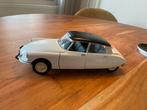 Citroen DS, 1963, Hobby en Vrije tijd, Modelauto's | 1:18, Ophalen of Verzenden, Zo goed als nieuw, Solido