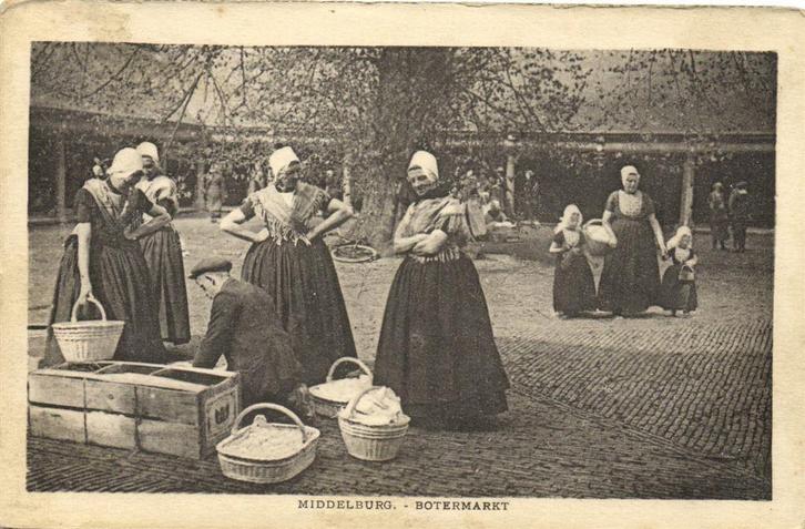 Middelburg. - Botermarkt - volk manden - ongelopen, Verzamelen, Ansichtkaarten | Nederland, Ongelopen, Zeeland, Voor 1920, Ophalen of Verzenden