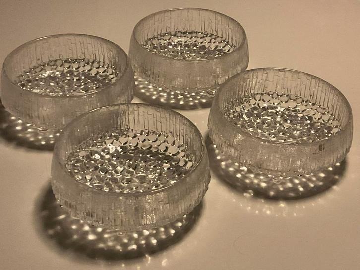 Iittala, Finland: 4 Ultima Thule schaaltjes d.12 cm, h.5 cm, Antiek en Kunst, Antiek | Glas en Kristal, Ophalen of Verzenden