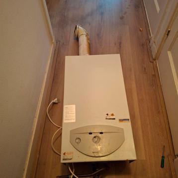 Bad,keuken geiser  beschikbaar voor biedingen