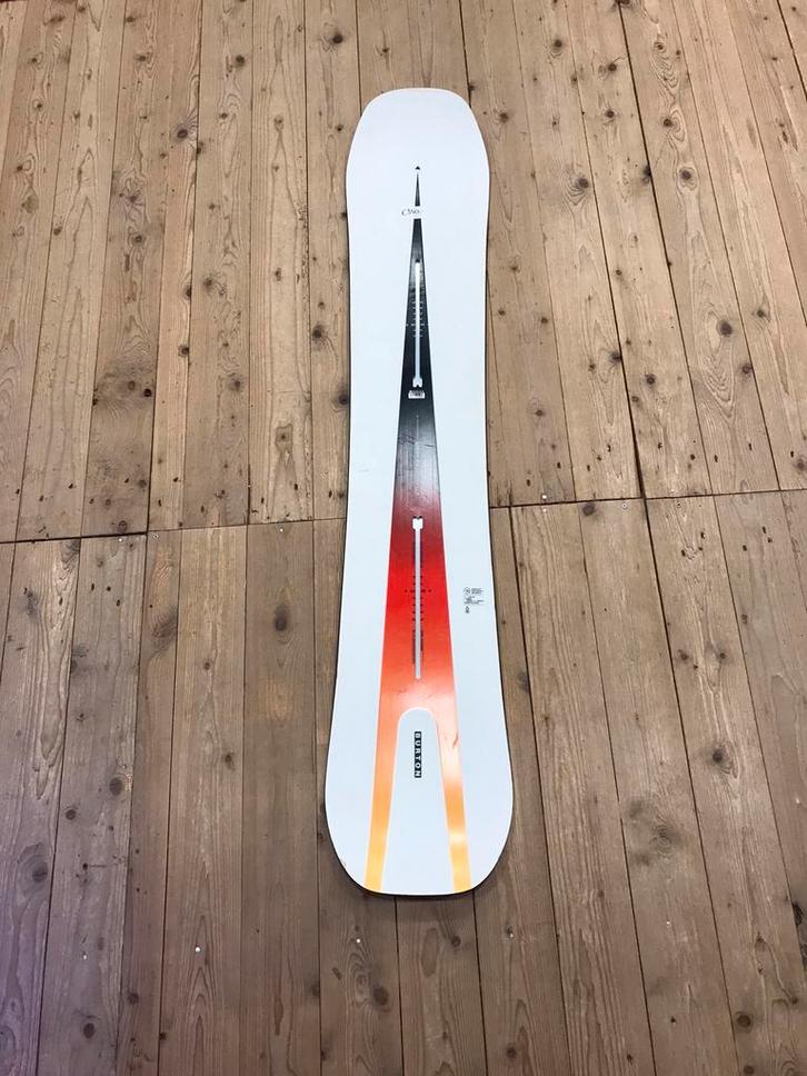 Burton custom 156cm tweedehands, Sport en Fitness, Snowboarden, Gebruikt, Board, Ophalen of Verzenden