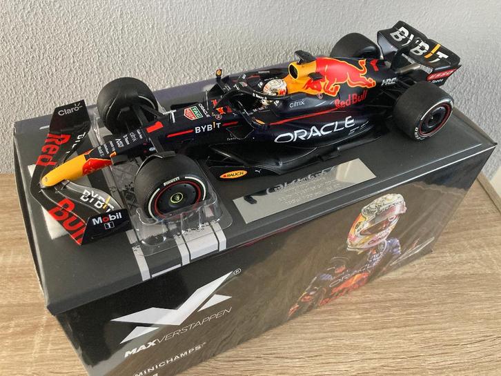 ✅ Max Verstappen editie 82 1:18 Winner Saudi Arabian GP 2022, Verzamelen, Automerken, Motoren en Formule 1, Nieuw, Formule 1, Ophalen of Verzenden