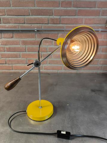 Vintage bureau lamp  beschikbaar voor biedingen