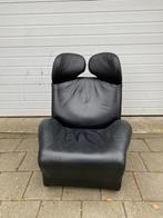 Wink chair Cassina zwart leder met gebruikers sporen !, Ophalen, Design, 75 tot 100 cm, 75 tot 100 cm