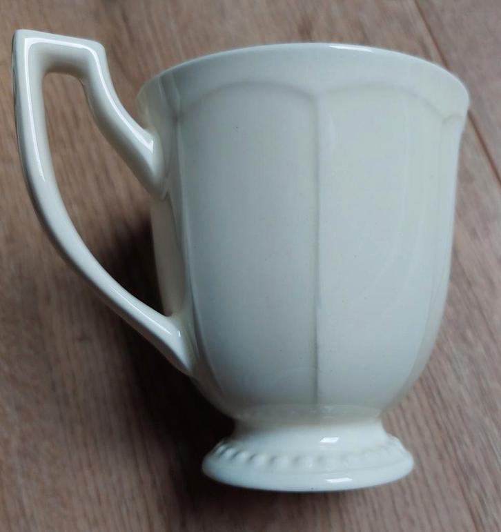 6 Pearl of Windsor kopjes - alle 6 voor 7,50, Huis en Inrichting, Keuken | Servies, Zo goed als nieuw, Kop(pen) en/of Schotel(s)