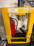 12 ton shop press caution, Ophalen of Verzenden, Zo goed als nieuw
