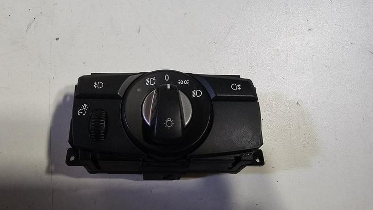 Lichtschakelaar chroom rond BMW 5 serie E60 E61 LCi X5 E70 X, Auto-onderdelen, Dashboard en Schakelaars, BMW, Gebruikt, Ophalen of Verzenden