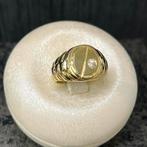 14k gouden ring zegelring massief model, 20 of groter, Heer, Ophalen of Verzenden, Zo goed als nieuw