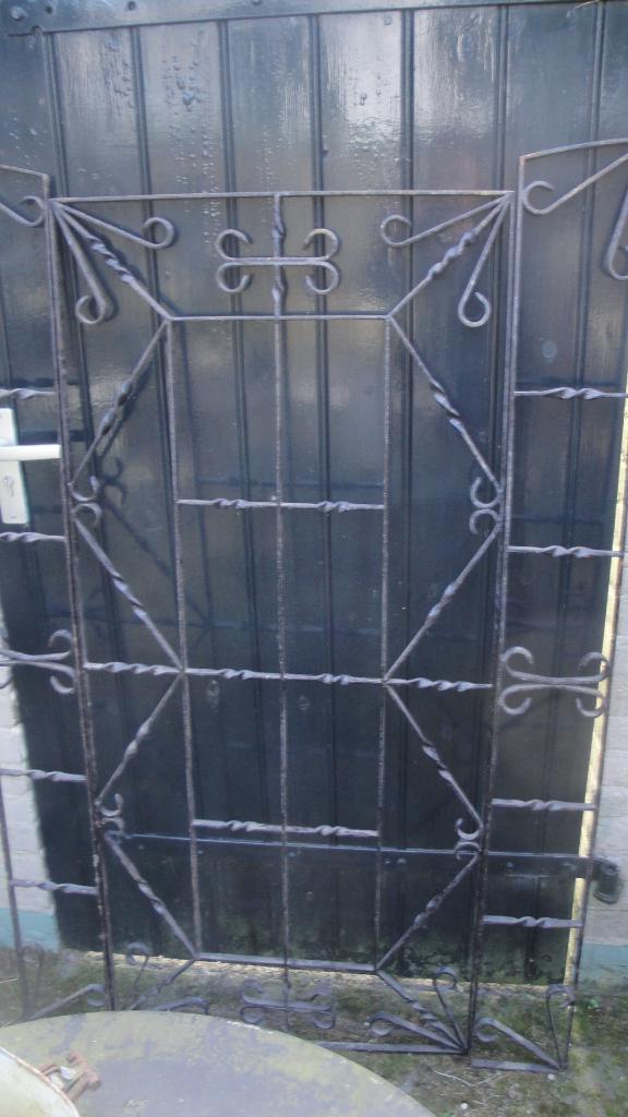 3 delig hekwerk massief metaal, Tuin en Terras, Tuinhekken en Hekwerk, Sierhekwerk, IJzer, Ophalen