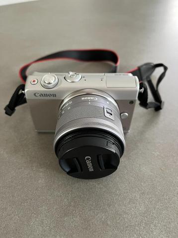 Canon EOS M100 Zilver beschikbaar voor biedingen