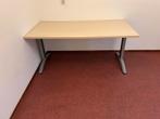Hoog laag Bureau in goede staat, Huis en Inrichting, Bureaus, Ophalen, In hoogte verstelbaar, Zo goed als nieuw, Bureau