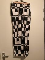Spijkerstof-achtige broek met zwart-wit patroon, Gedragen, W30 - W32 (confectie 38/40), Ophalen of Verzenden, Wit
