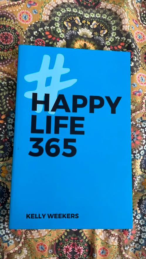 Kelly Weekers - Happy Life 365, Boeken, Psychologie, Zo goed als nieuw, Ophalen of Verzenden