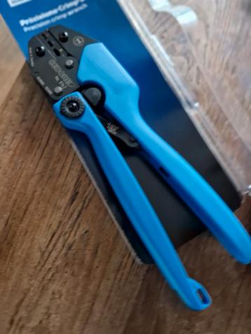 Gedore 8142 precisie krimptang geisoleerde kabelschoen beschikbaar voor biedingen